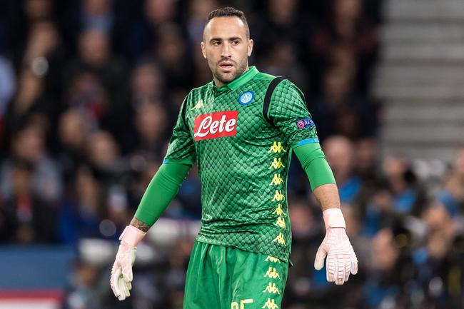 罗德里戈在皇马遭遇困境，状态低迷，被放弃，可能转会至其他球队。