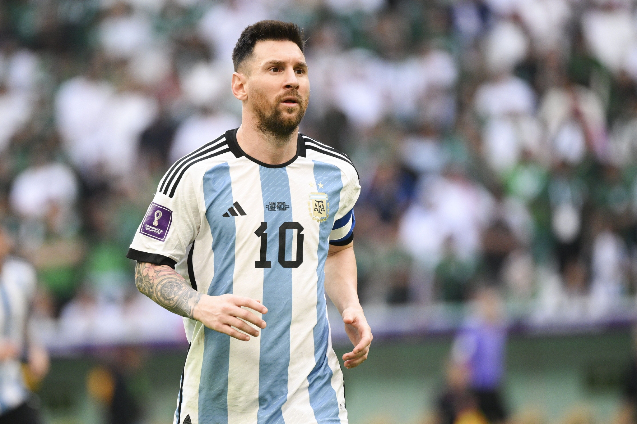 此前6场30+！爱德华兹今日半场仅出手5次贡献6分3失误