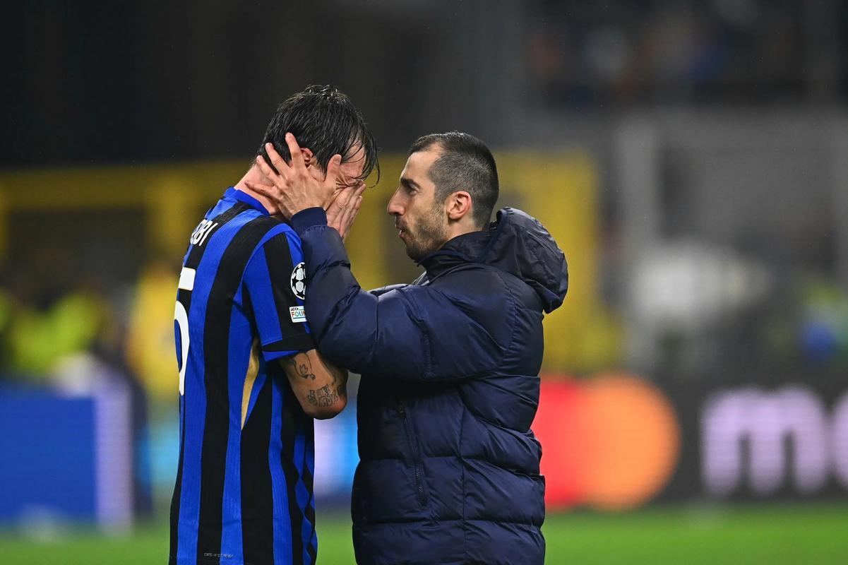 终于有正面贡献！杨瀚森前场板先助攻三分 然后快攻再助攻扣篮