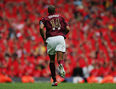 新疆下赛季算是废了！无控卫串联，外援无强解点，刘炜与助教争执