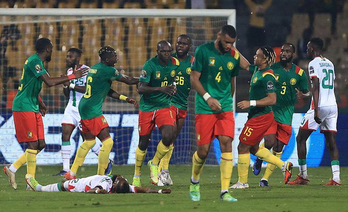 基米希：我对赢球方式很满意；感谢队医让我能顺利上场