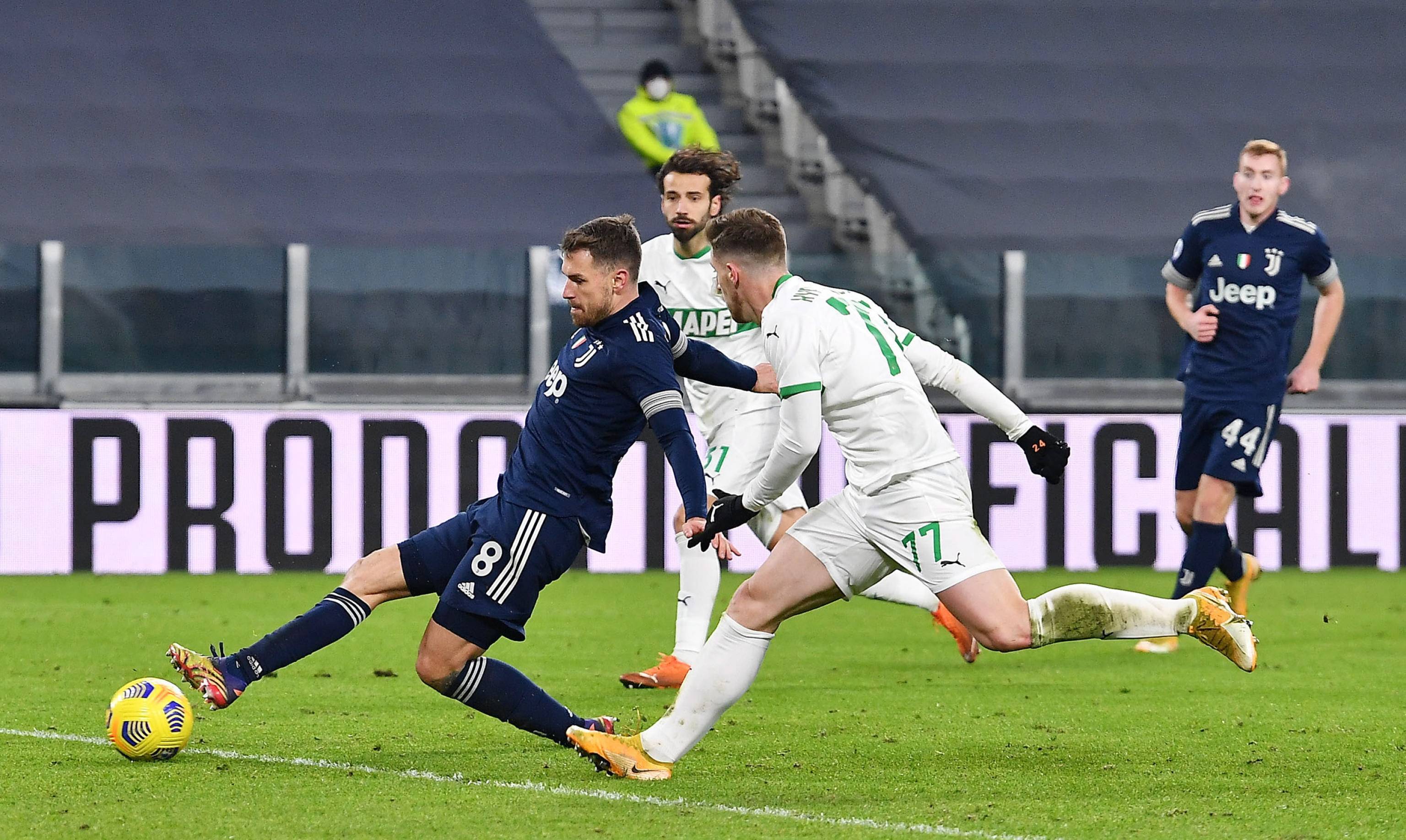 迈阿密vs纽约城全场数据：控球率51-49，射门8-5