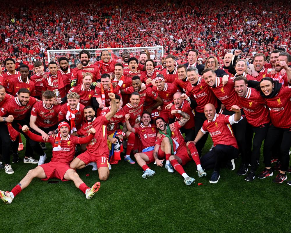 埃贝尔：诺伊尔仍是世界最佳门将之一；续约问题我们会联系他