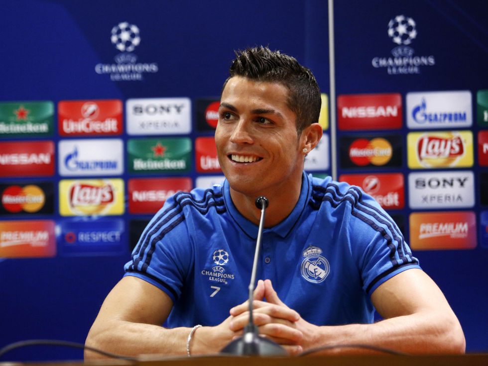 亚冠卡位生死战！布里兰主场无敌争出线，江原FC客场搏命追积分